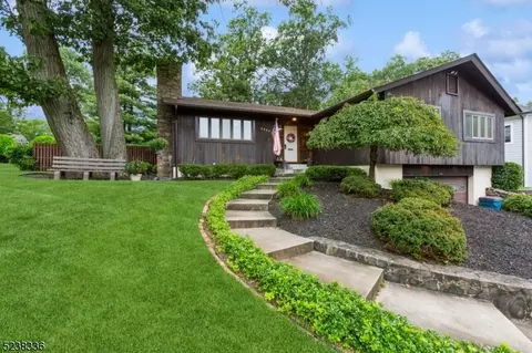 2433 Longfellow Ave, Scotch Plains, NJ 07076