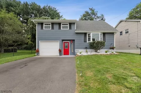 10 Mckinley Ave, Washington, NJ 07882