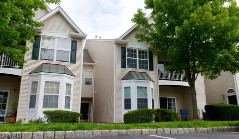 263 Winthrop Dr #263, Butler, NJ 07405