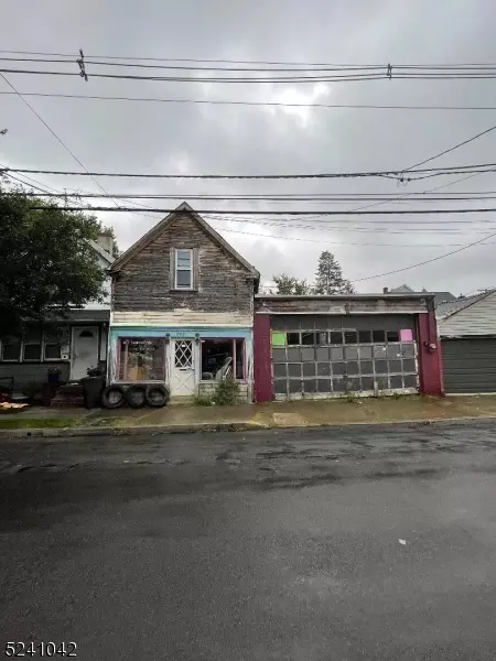 592 Valley St, City Of Orange, NJ 07050