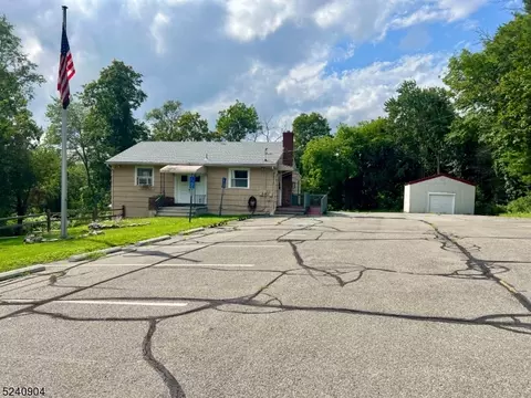 71 Ford Rd, Denville, NJ 07834