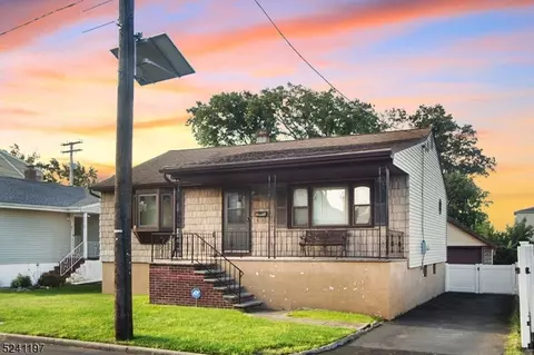 3208 Fedor Ave, Linden, NJ 07036
