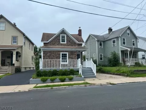 18 Lawnwood Ave, Newton, NJ 07860
