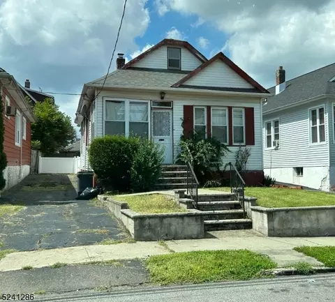 124 E 30th St, Paterson, NJ 07514