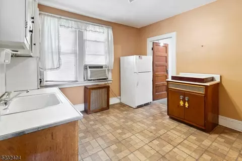 39 Mitchell St, Lodi, NJ 07644 photo 7