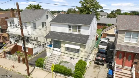 39 Mitchell St, Lodi, NJ 07644 photo 2