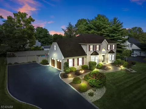 1 Sturwood Dr, Hillsborough, NJ 08844