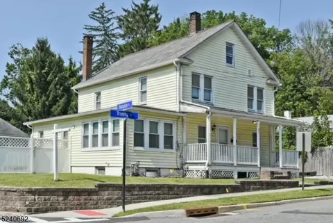 80 Trinity St, Newton, NJ 07860