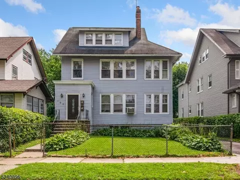 104 Roosevelt Ave, East Orange, NJ 07017