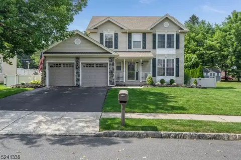 49 Haze Way, Phillipsburg, NJ 08865