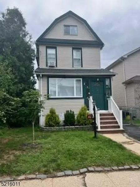 46 S 23rd St, Kenilworth, NJ 07033