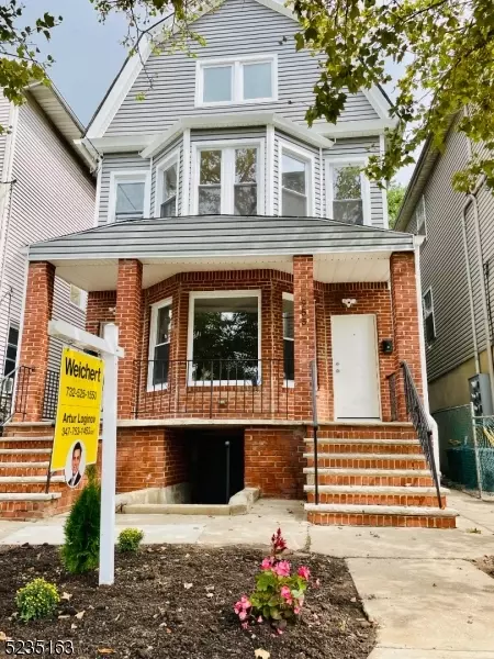955 Lafayette St, Elizabeth, NJ 07201