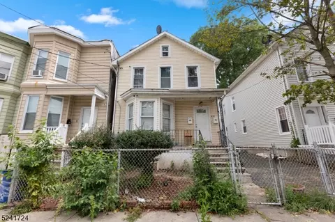 419 Linden St, Elizabeth, NJ 07201