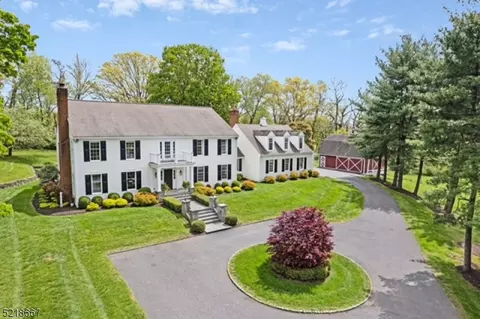 73 Lees Hill Rd, Harding Twp, NJ 07920