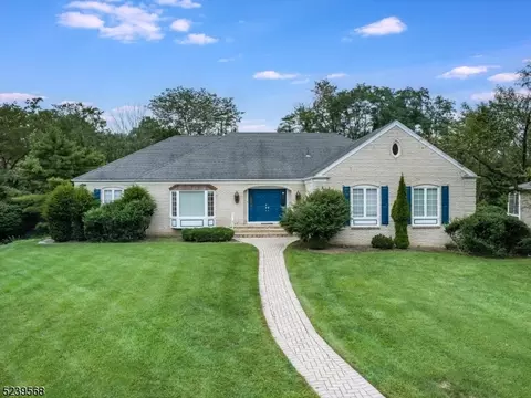 415 Long Hill Dr, Millburn Twp, NJ 07078