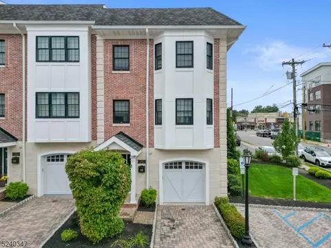 4 Central Ave A #A, Caldwell, NJ 07006