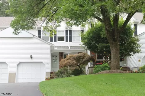 153 Saddleback Ct, Sparta, NJ 07871