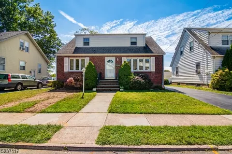 73 Bogert St, Totowa, NJ 07512