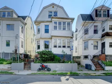 14 Gladstone, Newark, NJ 07106