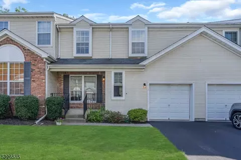 142 Grantham Dr, Somerset, NJ 08873