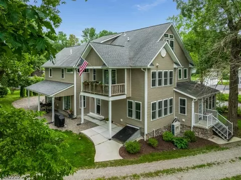 3097 River Rd, Phillipsburg, NJ 08865