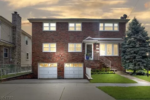 140 E Munsell Ave, Linden, NJ 07036