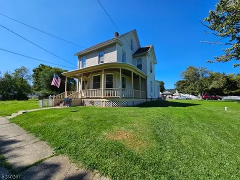 319 Prospect St Ab, Greenwich Twp, NJ 08886