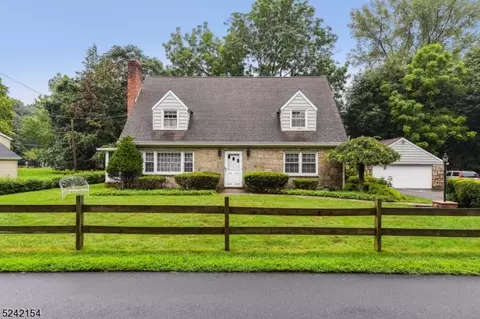 5 Grove St, Boonton, NJ 07005
