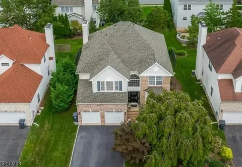 20 Murphy Dr, Bridgewater, NJ 08807