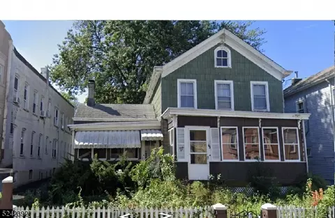 45 Van Winkle Ave, Passaic, NJ 07055