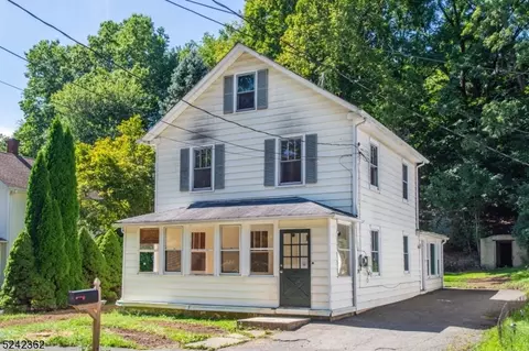 57 Mount Pleasant Ave, Whippany, NJ 07981