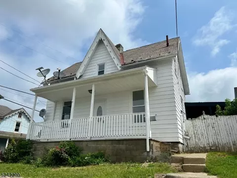 33 Harris St, Phillipsburg, NJ 08865