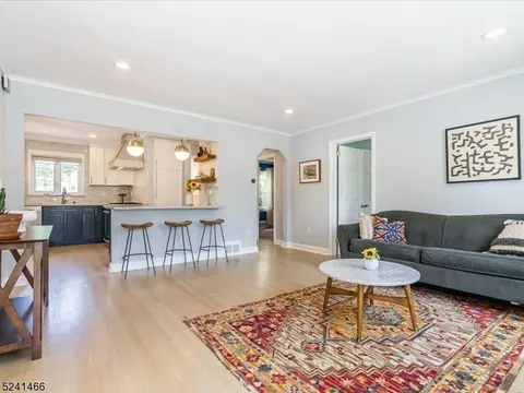 129 Rutgers St, Maplewood, NJ 07040