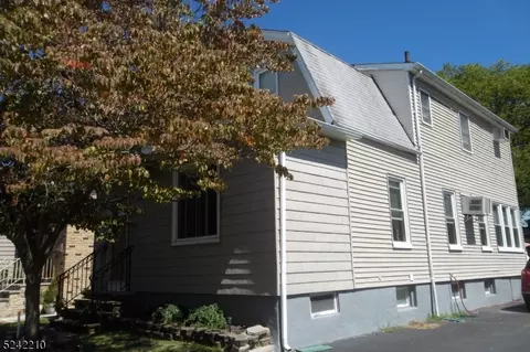 12 George St, Clifton, NJ 07011