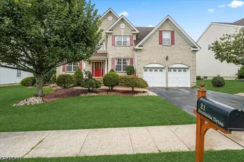 21 Brookside Dr, Princeton, NJ 08540