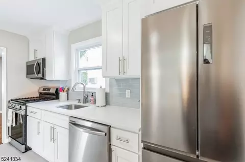 839 E 7th St, Plainfield, NJ 07062 photo 8
