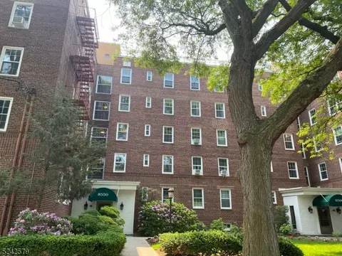 8550 Boulevard E #5C, North Bergen, NJ 07047