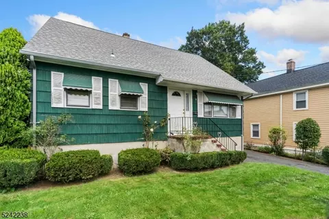 21 King St, Dover, NJ 07801