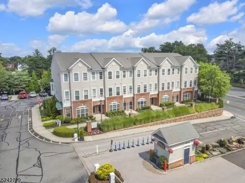 103 Hamilton St, Belleville, NJ 07109