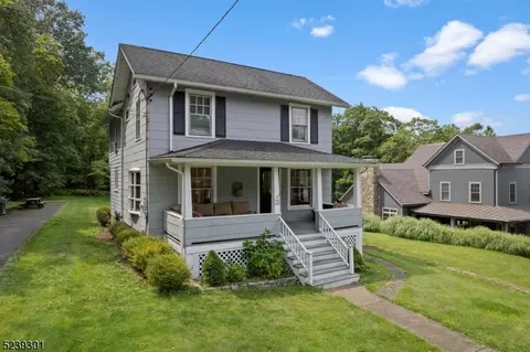 19 Main St, Califon, NJ 07830