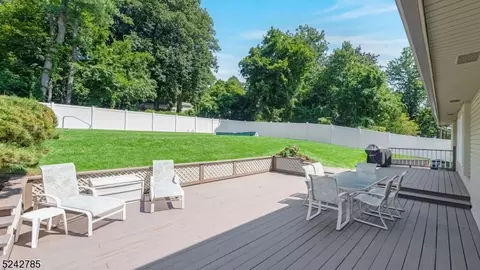 20 Smith Ln, Wayne, NJ 07470 photo 29