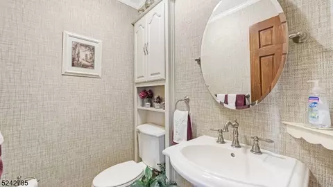 20 Smith Ln, Wayne, NJ 07470 photo 14