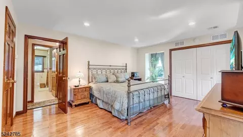20 Smith Ln, Wayne, NJ 07470 photo 16
