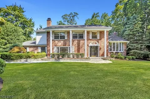 22 Wyndmoor Dr, Morristown, NJ 07960