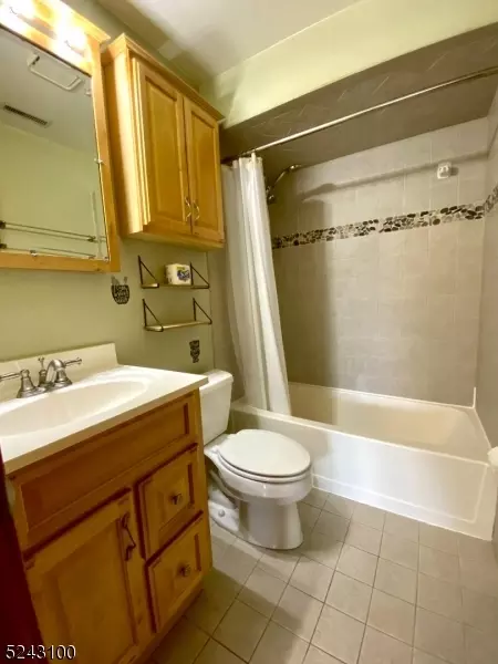 2 Brandywine Dr UNIT 2, Vernon, NJ 07462 photo 7
