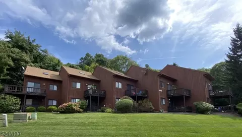 2 Brandywine Dr UNIT 2, Vernon, NJ 07462 photo 2