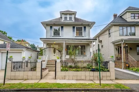 68 Clover St, Elizabeth, NJ 07202