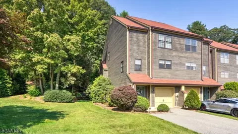 52 Beacon Hill Rd # A, West Milford, NJ 07480