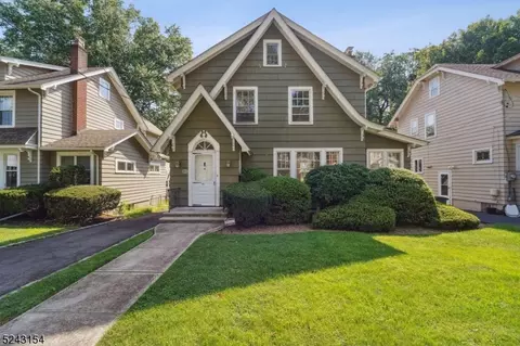 86 Hudson Ave, Maplewood, NJ 07040