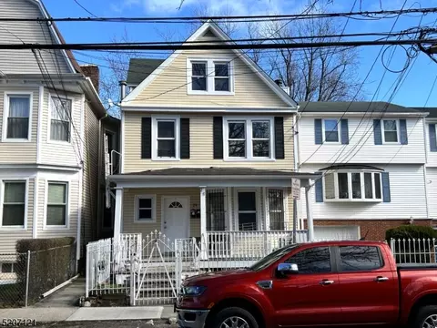 26 Columbia Ave, Newark, NJ 07106